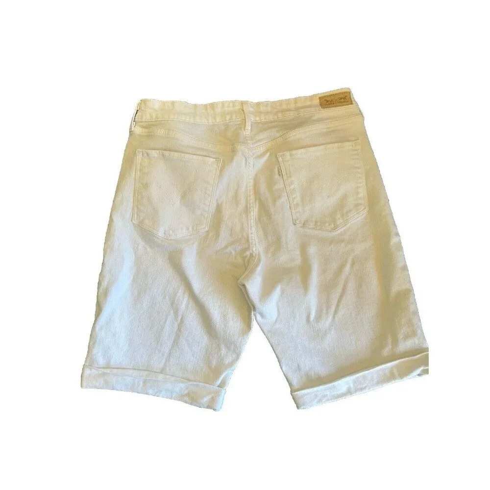 LEVI's Shorts Women's Size 14 Stretchy Zip Pockets White